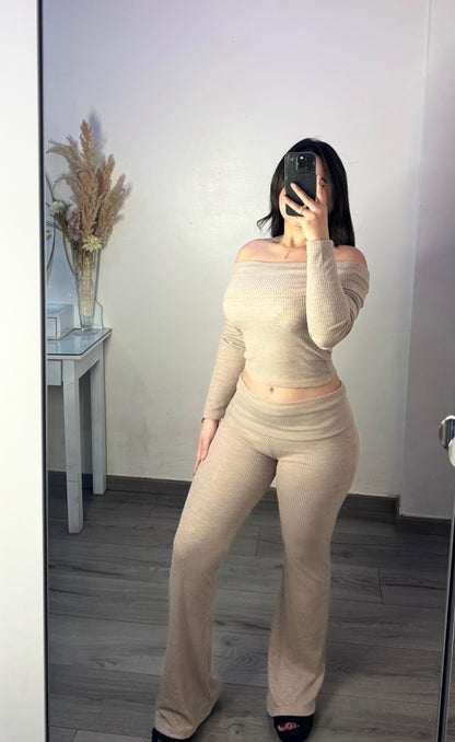 Off shoulder coord set